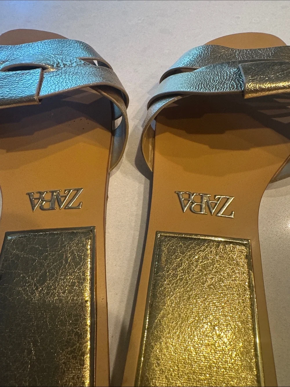 Zara Gold Metallic Leather Slide Sandals size 39 - Picture 9 of 9